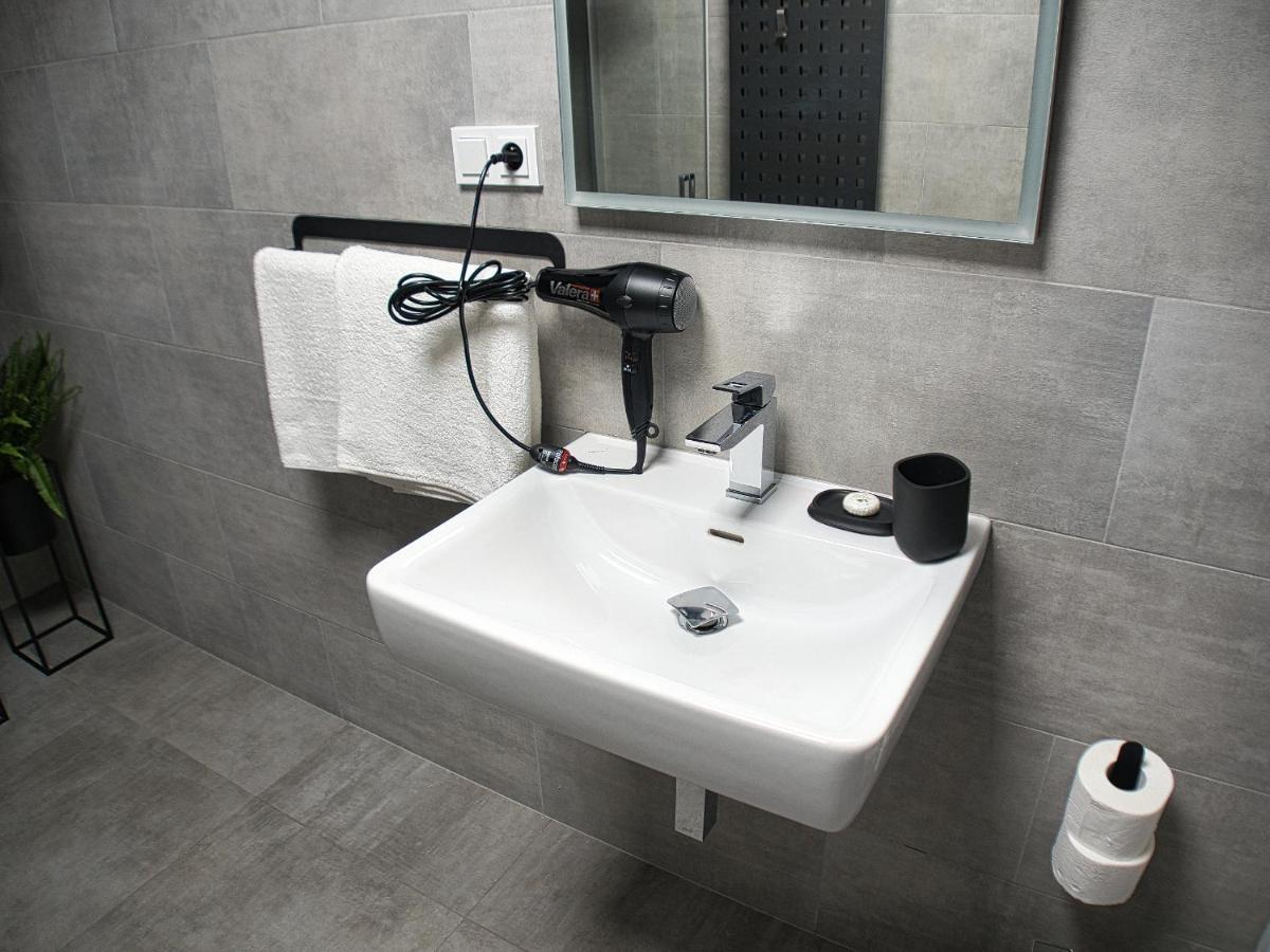 Wellness Gallery Apartments Liberec Kültér fotó